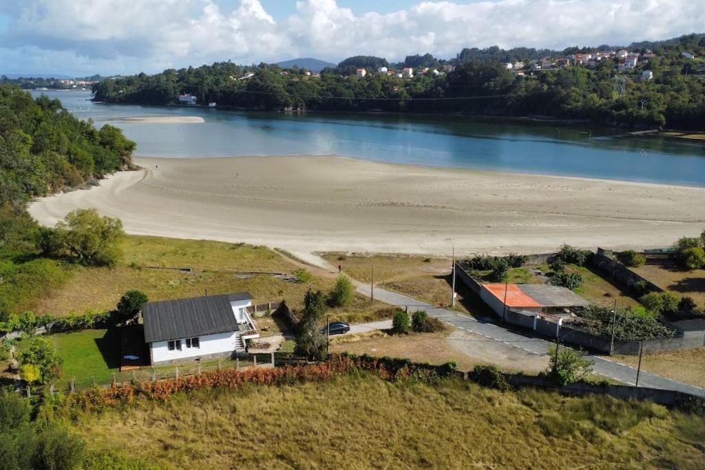 O Pedrido Beach House Bergondo Buitenkant foto